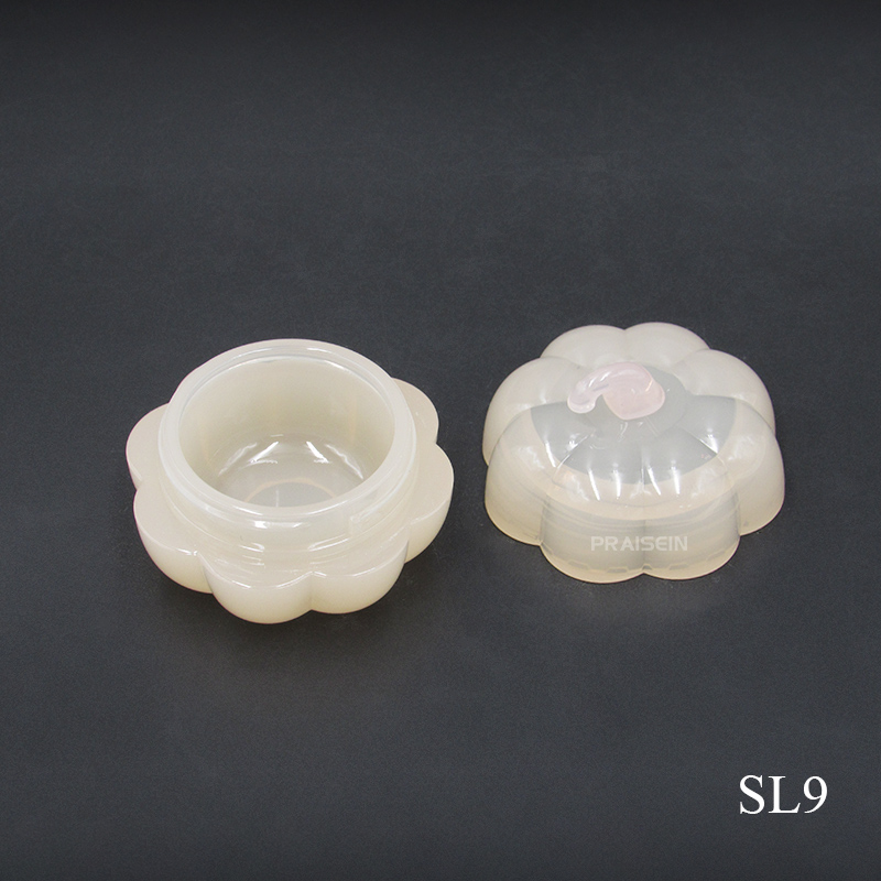 Private Label Cute Pumpkin-shaped Lip Moisturizing Cream Lip Balm Jars Cosmetic Packaging