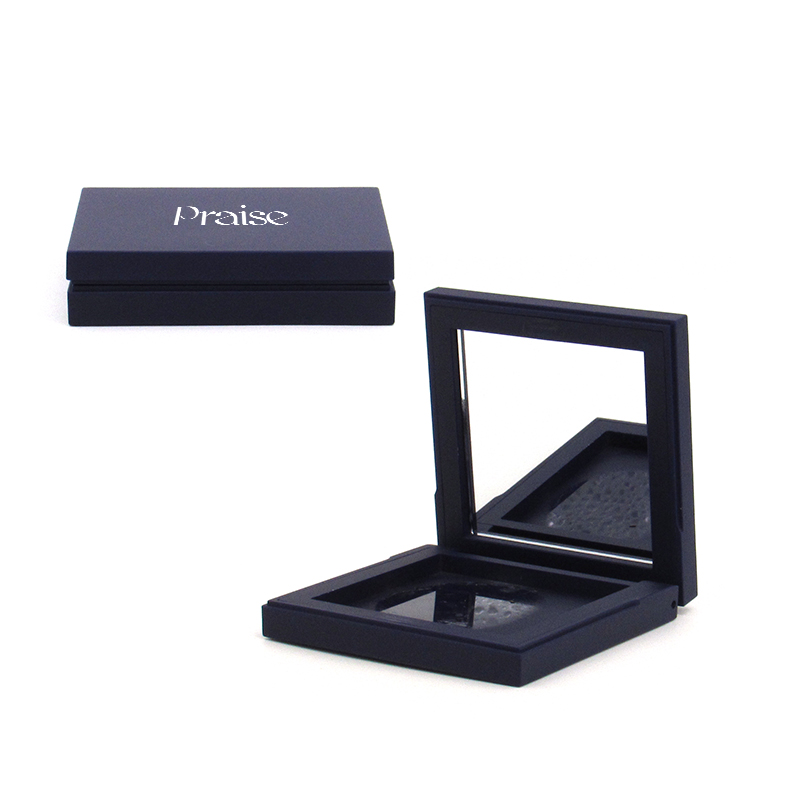 Magnetic buckle cosmetics powder compact case packaging, square 4 color eye shadow palette, flip type plastic blush container